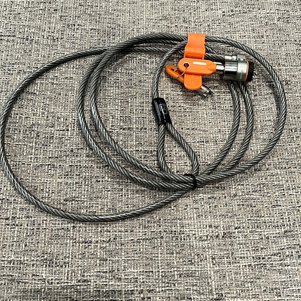 Like new Kensington microsaver notebook lock